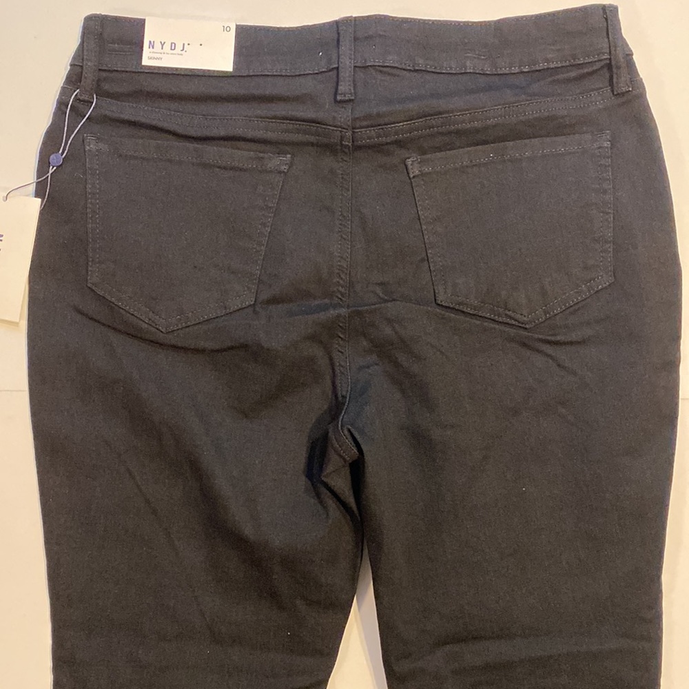 NYDJ SZ 10 Black Denim Skinny Jeans New D31 - Picture 3 of 16